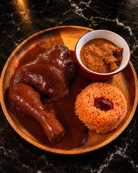 Pollo con Mole